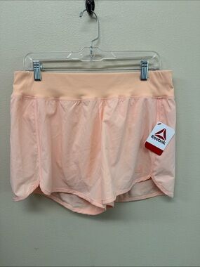 Reebok Women’s Slim Short SzL NWT